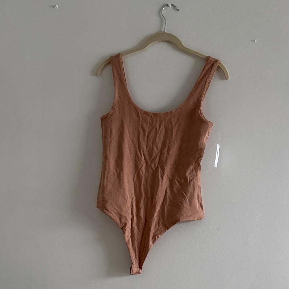 NWT banana republic true hues tank top bodysuit size small